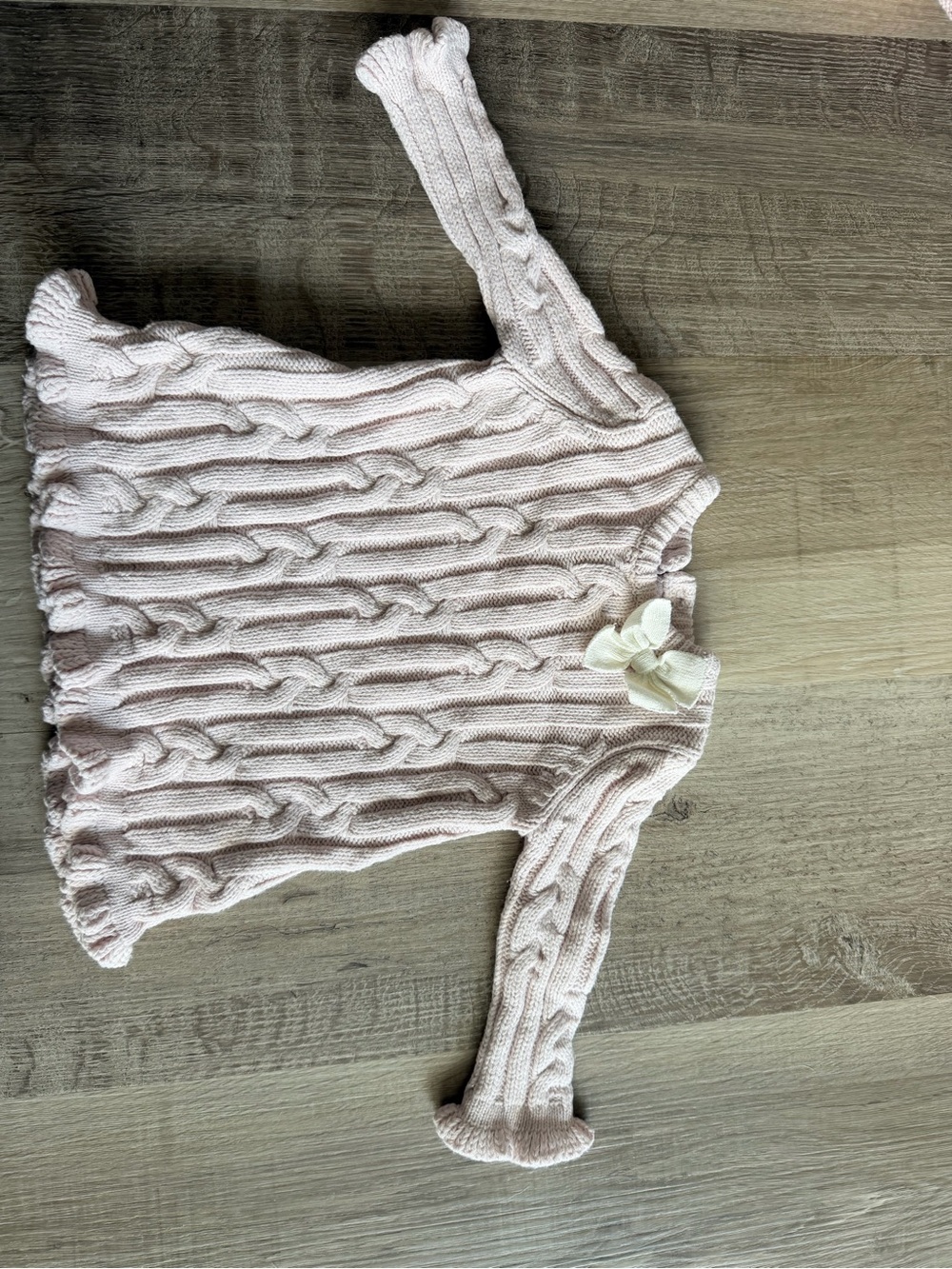 Shabby Chic Light Pink Cable Knit Sweater with Bow Accent